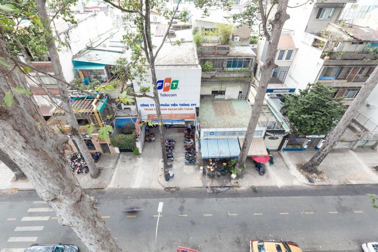 Cozrum Smart - First Target Hotel Ho-Chi-Minh-Stadt Exterior foto